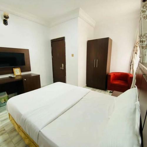 A 4 Bedroom Shortlet Apartment