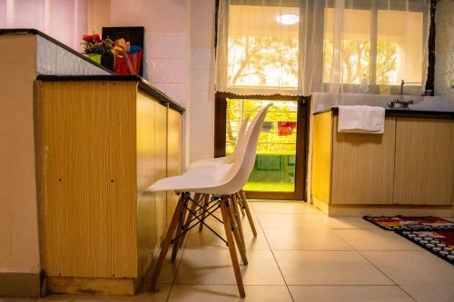 Hostal Furaha Luxury Apartment