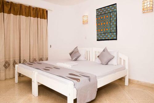 Twin Bed Room Ensuite Shanzu