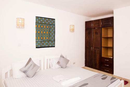 Ensuite With Balcony Ocean View Shanzu