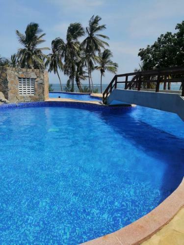 Twin Bed Room With Beach View
