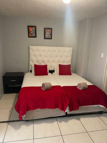 Hostal Ethithiya Guesthouse And Self-catering