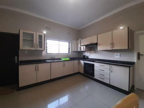 Stamp Africa 3 Bedroomed Apartment, Chudleigh, Lusaka