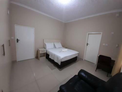 Stamp Africa 3 Bedroomed Apartment, Chudleigh, Lusaka