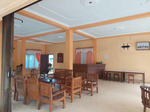 Hotel Widodo Tustiyani 4