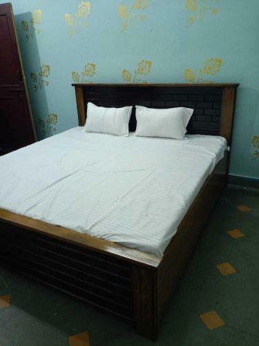 Spot On 91567 Hotel Amoli Heights