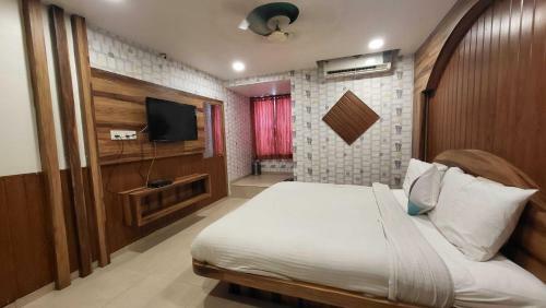 Capital O 90253 Hotel Ram Regency