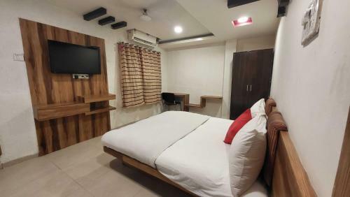 Capital O 90253 Hotel Ram Regency