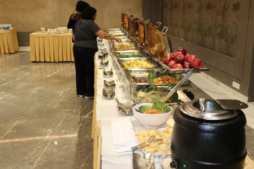 Dhamma Grand Hotel Resort