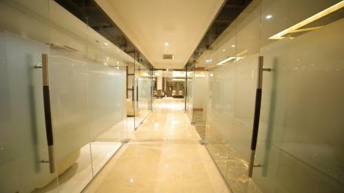 Dhamma Grand Hotel Resort