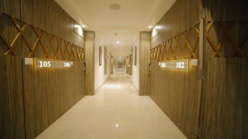 Dhamma Grand Hotel Resort