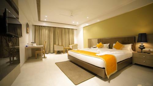 Dhamma Grand Hotel Resort