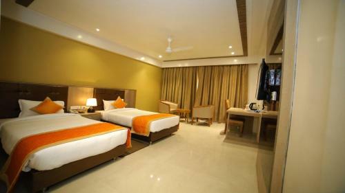 Dhamma Grand Hotel Resort