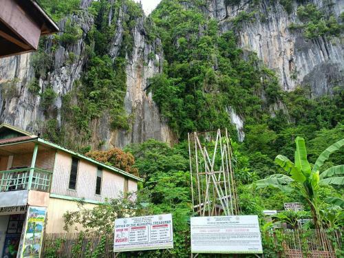 Hostal Bulul Garden El Nido