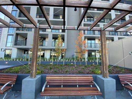 Exquisite 2br Apartment At M-city With Views