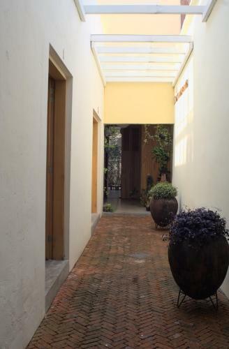 Casa Tren Spectacular Home In Santa Tere