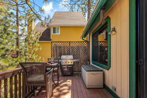 Sutter Ln By Avantstay Beautifully Remodeled Kitchen,4cabin-chic Bedrooms