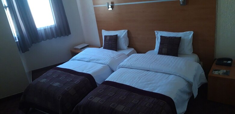 Hotel Nina