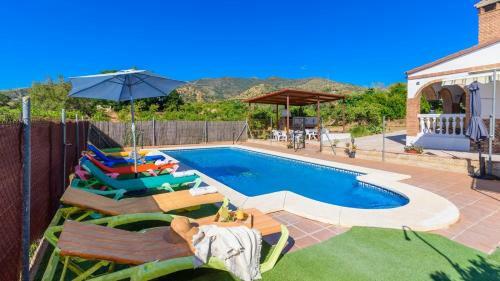 Villa Delia �lora By Ruralidays