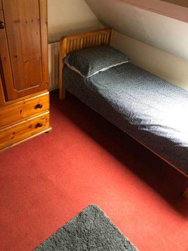 5/6 Bed House Barnsley Centre
