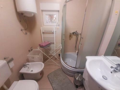 Riverside Vacation House Mre?nica