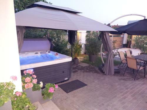 Apartamento F�ldi Paradicsom Vend�gh�z