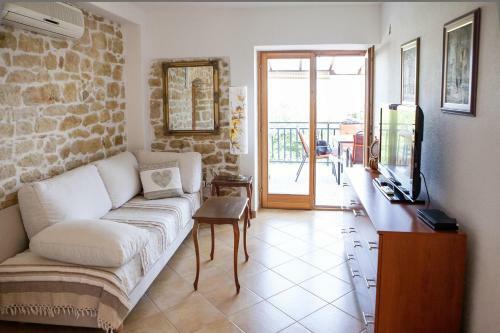 Apartments Okruk