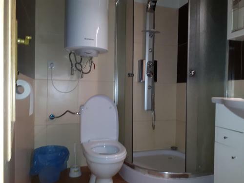 Hostal Banarka - Penzion, Camping, Caravan Park, Enduro