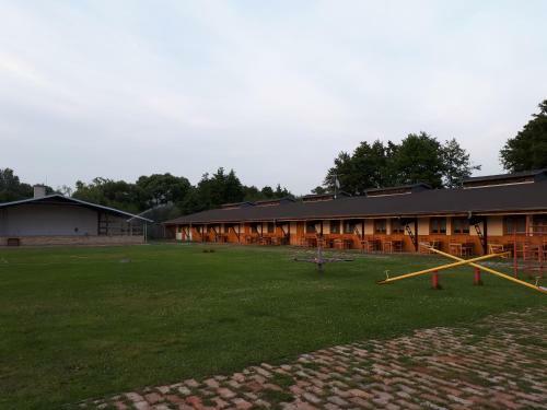 Hostal Banarka - Penzion, Camping, Caravan Park, Enduro