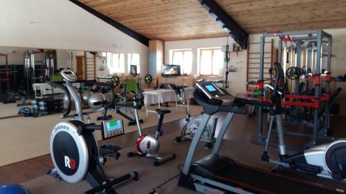 Hostal Banarka - Penzion, Camping, Caravan Park, Enduro