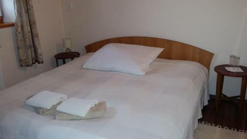 Hostal Banarka - Penzion, Camping, Caravan Park, Enduro