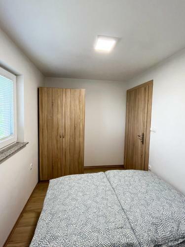 Holiday House Tomajna