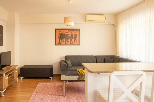 Apartamento Vibrant And Centrally Located Flat In Alsancak