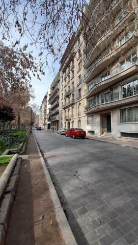 Bed & Breakfast Double Room In Lastarria Neighborhood
