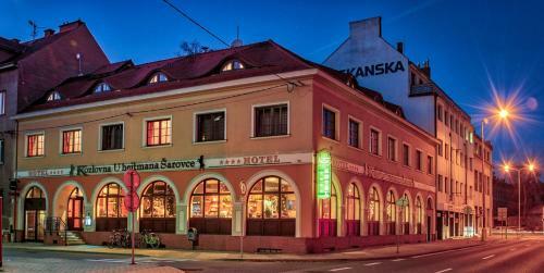 Hotel U Hejtmana ?arovce