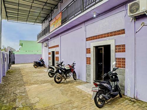 Hotel Spot On 91509 Unggul Kost