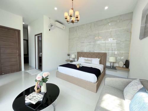 Villa La Blanca Pattaya
