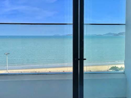 Apartamento C?n H? Du L?ch View Bi?n Sea Condotel