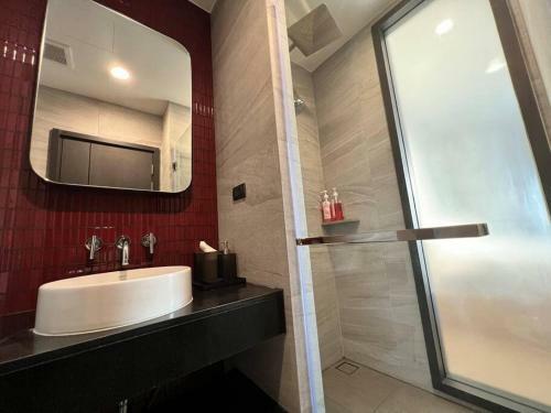 Apartamento Edge Couple?s Getaway 1 Br With Rooftop Ocean View