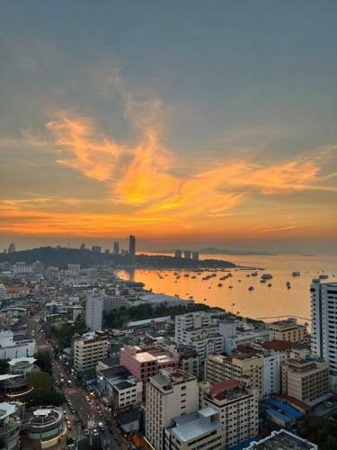Apartamento Edge Couple?s Getaway 1 Br With Rooftop Ocean View