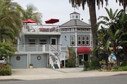 Hotel Pelican Cove Inn