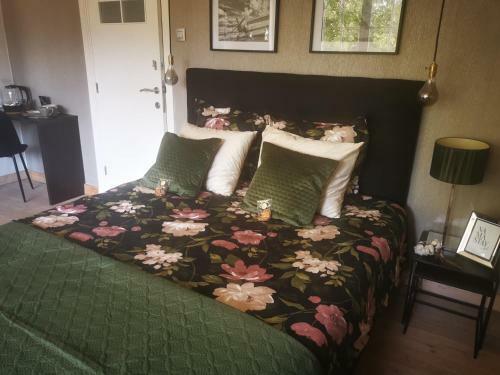 Bed & Bokes Aan De Maaskant