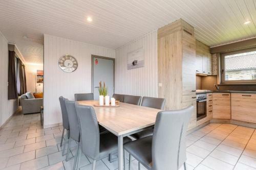 Bungalow De Strandjutter 8 Persons