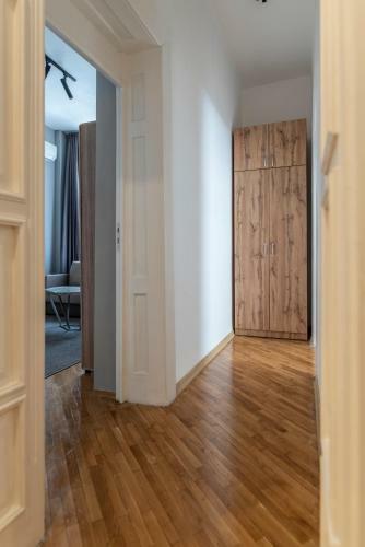 Luxury Vitosha Apartment