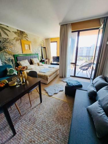 Private Apartament Vip In Royal Beach