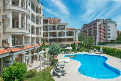 Chateau Del Mar Holiday Apartments