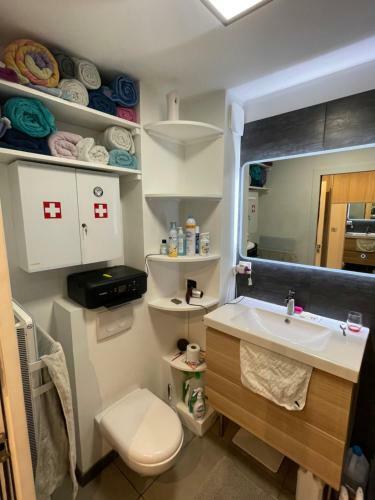Apartamento Studio Tout �quip� Et High-tech, Id�alement Situ�