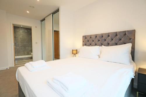 Modern And Bright 2 Bedroom Apartment Birmingham