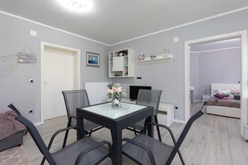 Apartment Odore Di Mare With Beautiful Garden