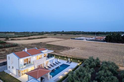 Villa Grivi?i?